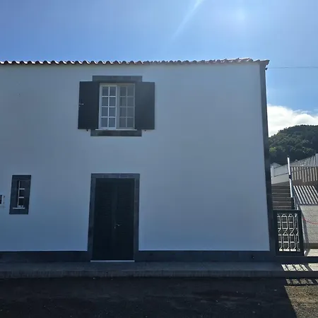 Ocidente House Santa Cruz das Flores